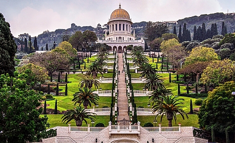 הגנים הבאהים בחיפה