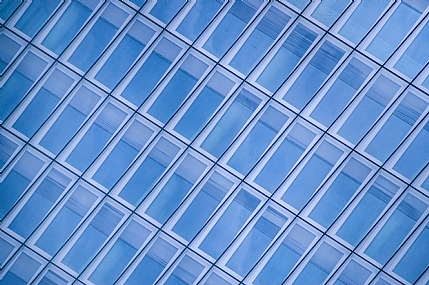 החלונות הגבוהים