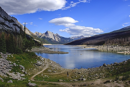 אגם שמתייבש