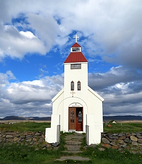 כנסיה קטנה ולבנה
