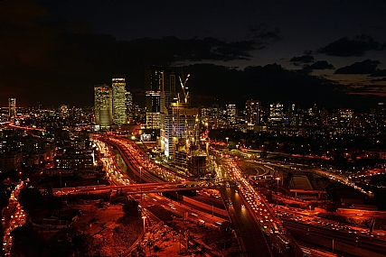 ערב יורד אדום עולה