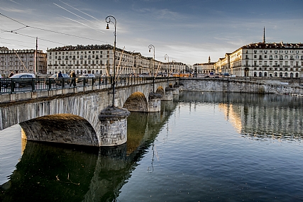 גשר על נהר פו, טורינו