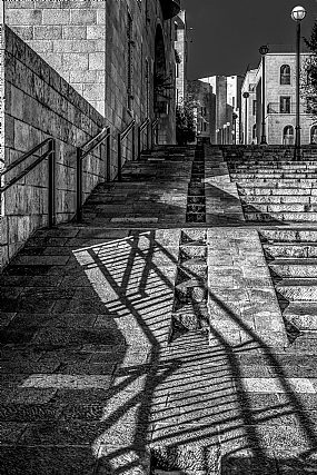 Geometries of Mamila