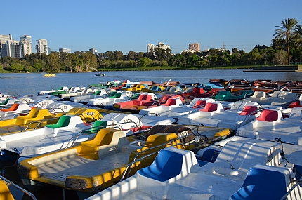 אבא! קנה לי סירה!