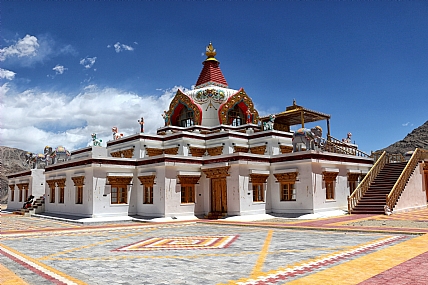  Naro Photong Stupa