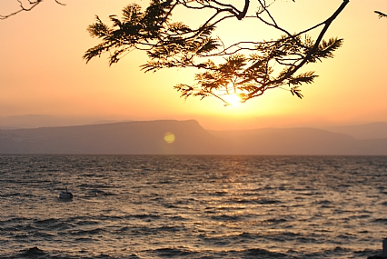 שקיעה בכנרת 