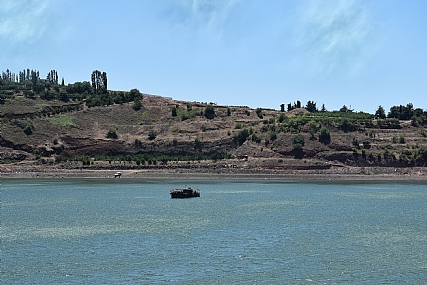 בְּרֵיכָת רָם אגם טבעי