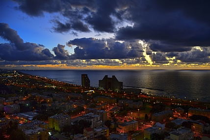 שקיעה חיפאית