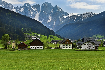 אביב בעמקי ההרים | טירול  הרים