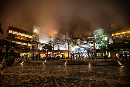 ה״פיק״ של ויקטוריה 2 | ויקטוריה הונג קונג לילה ערפילי 