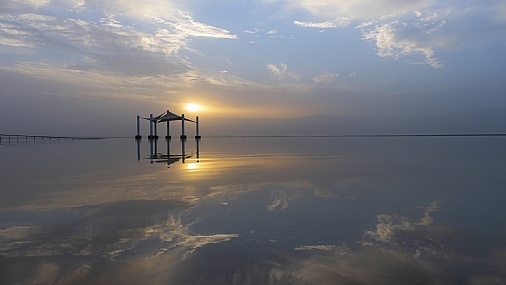 זריחה בעין בוקק