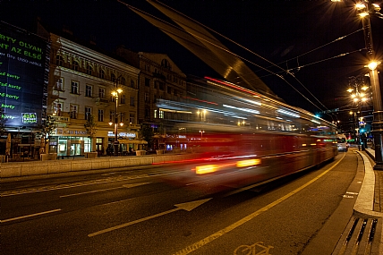 חשמלית חולפת 