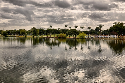 החזאי אמר: גשום וקר