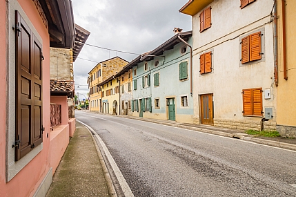 כפר בפריולי