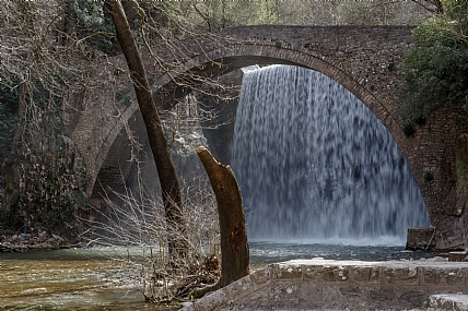 מפל וגישרון