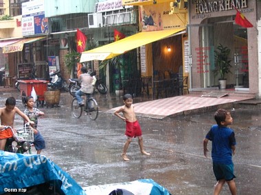 משתוללים בגשם