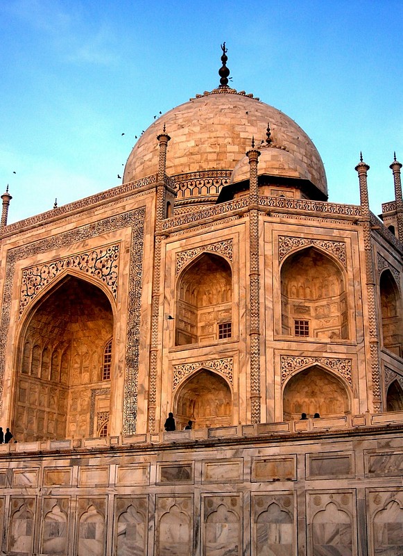 טאג' מהל מזוית שונה