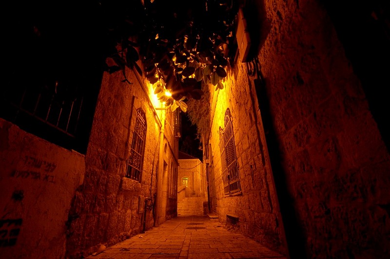סמטאות ירושלים בלילה