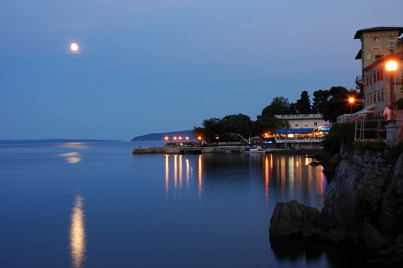 השתקפות הירח