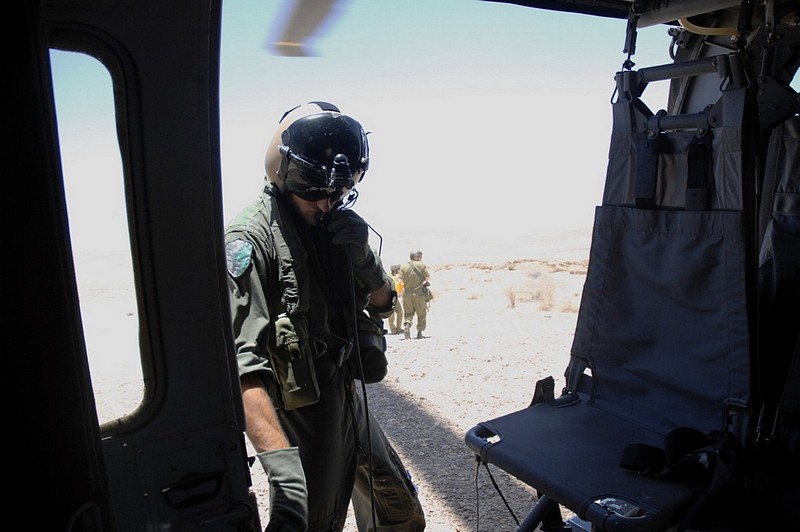 טיסה בבלאק הוק3