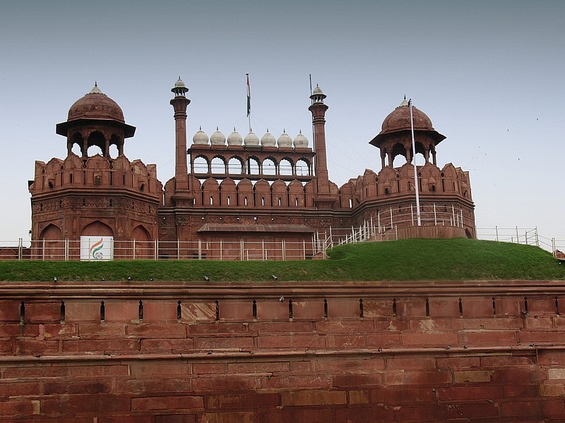 המבצר האדום .