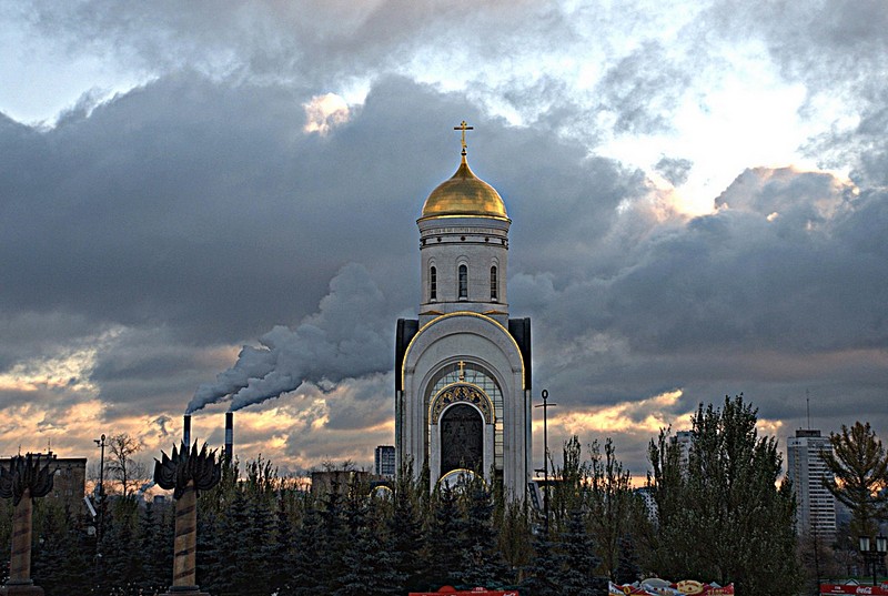כמו שן זהב בבוקר סתיו
