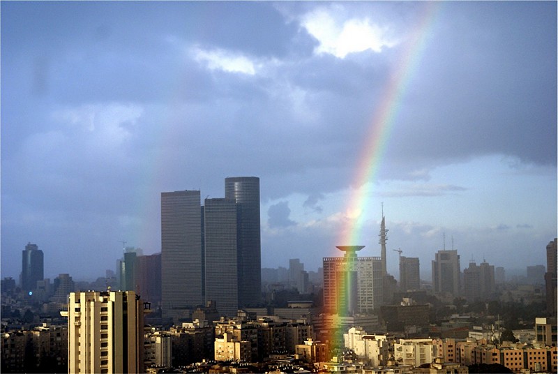 עוד קשוט בעיר