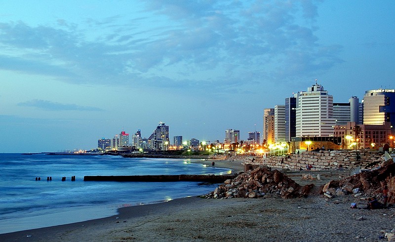 תל-אביב לקראת שקיעה.