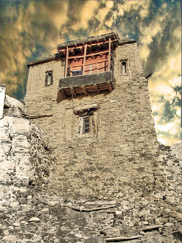 מבנה עתיק 530 שנה