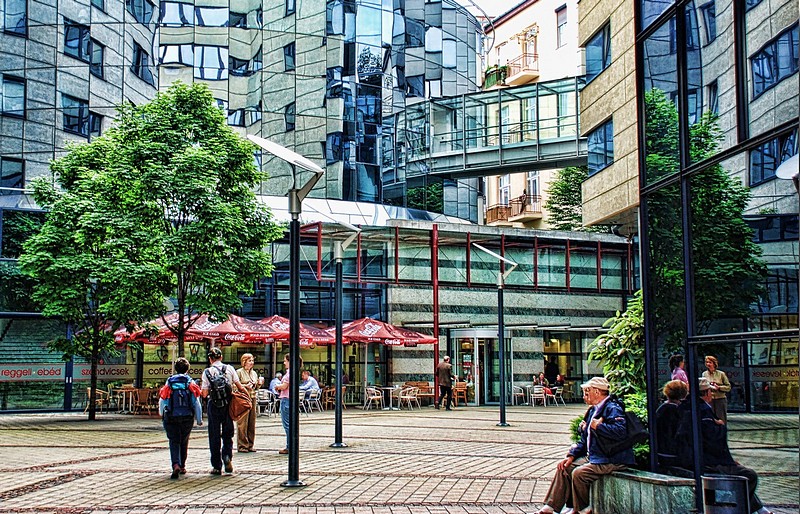 השתקפויות בעיר