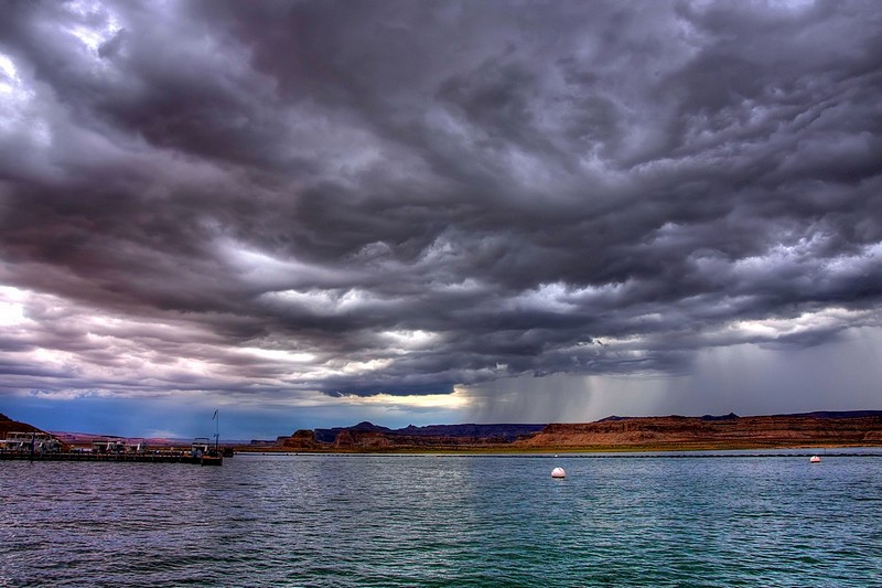 סערה באגם פאוול
