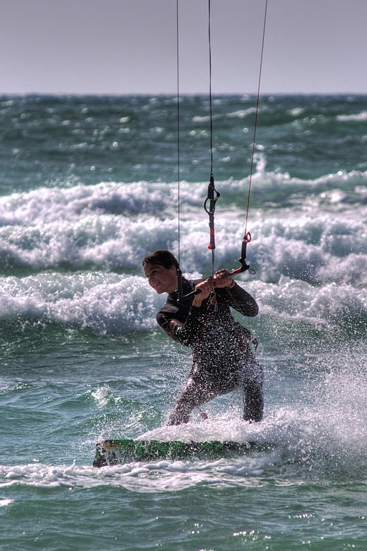 גלישת גלים - חוף ינאי2