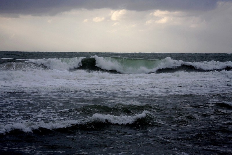 נורא קר שם בחוץ...