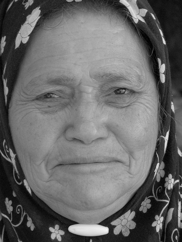 חיוך מוסיף המון