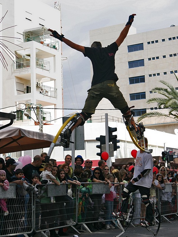 נאחז באוויר