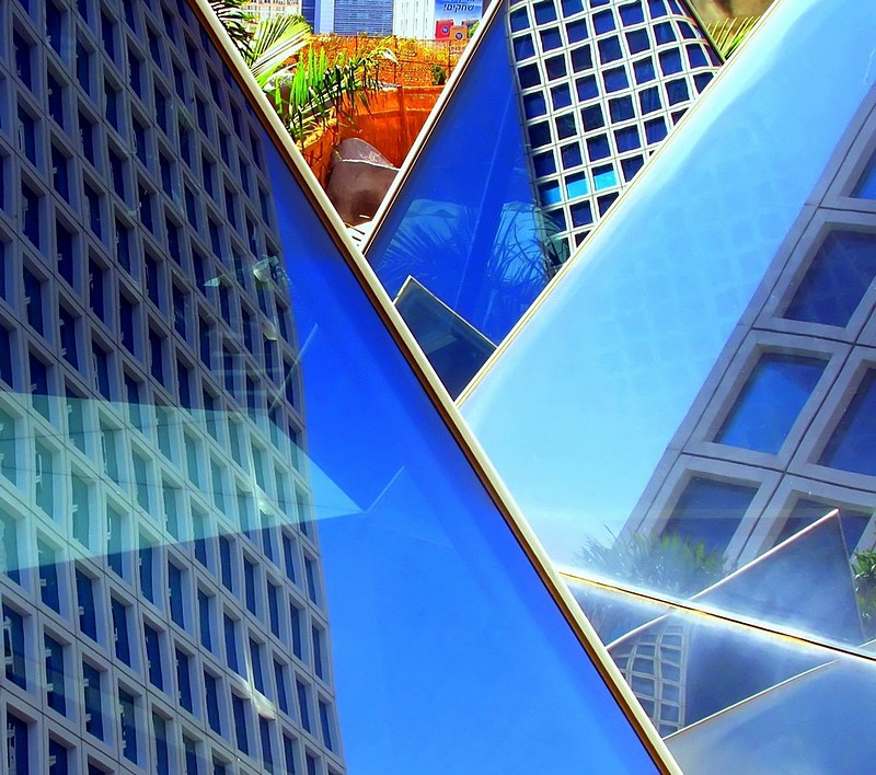 יאללה  בלגאן   | בניינים  השתקפויות  עזריאלי  