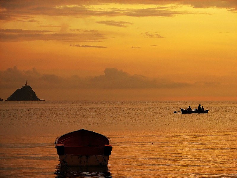 צורות בשקיעה