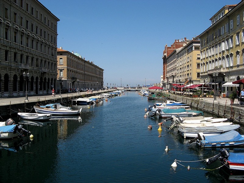 מבט לרחוב באיטליה..