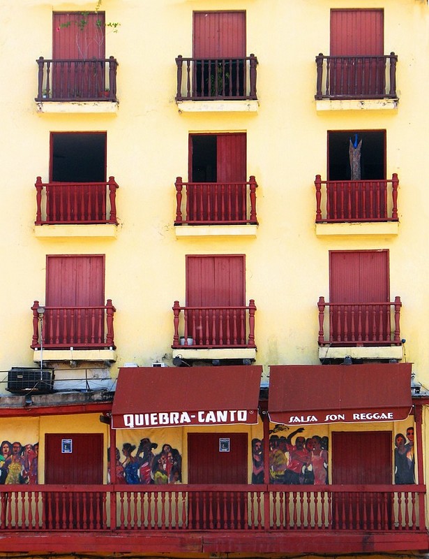 תבנית קולוניאלית