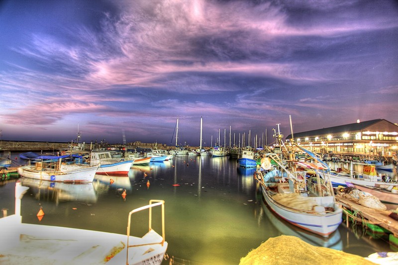 רגע לפני החשכה