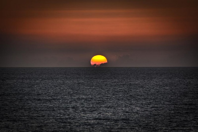 שקיעתה של הזריחה